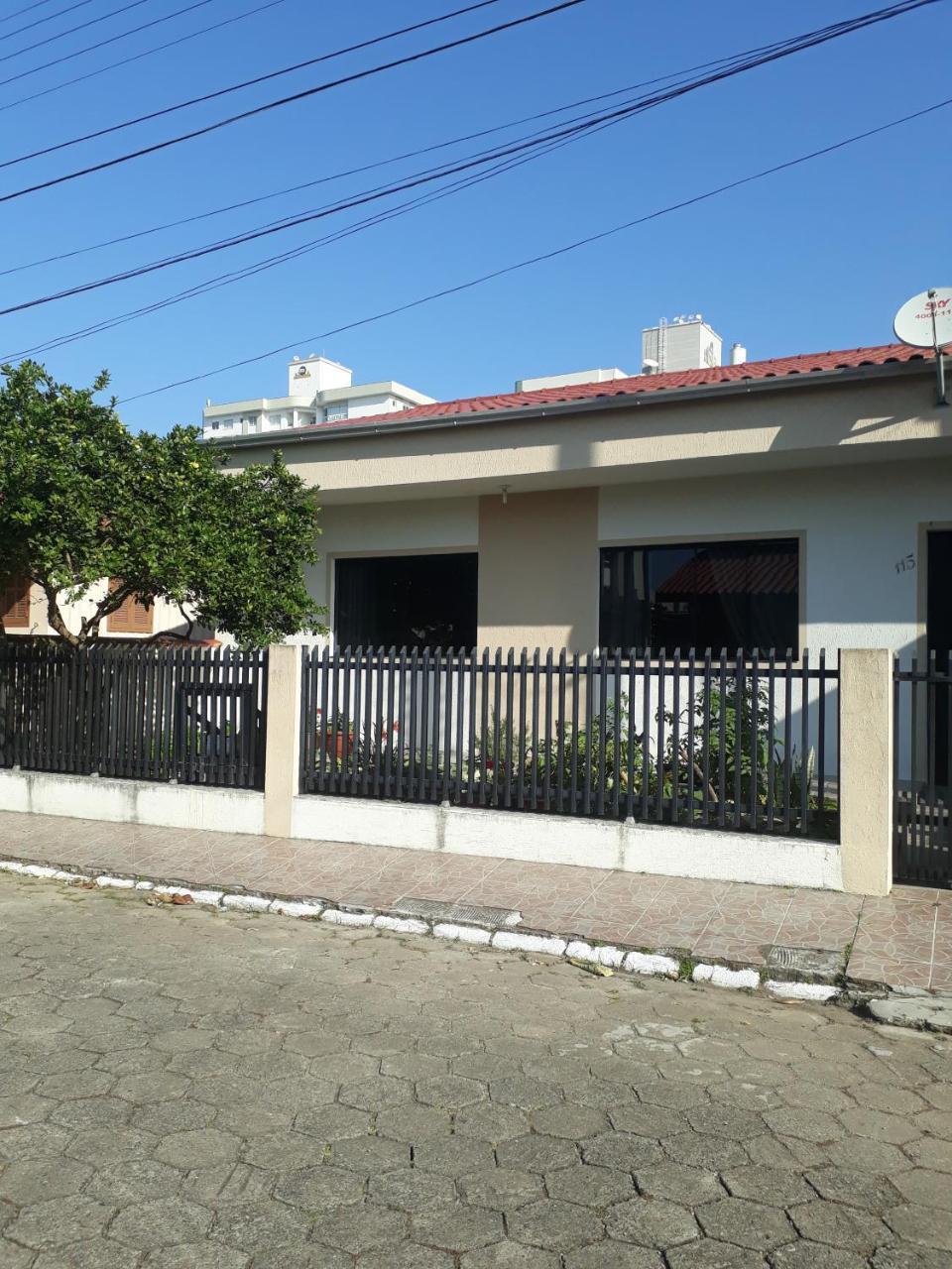 Casa de Praia Navegantes - 100 metros do mar Exterior foto